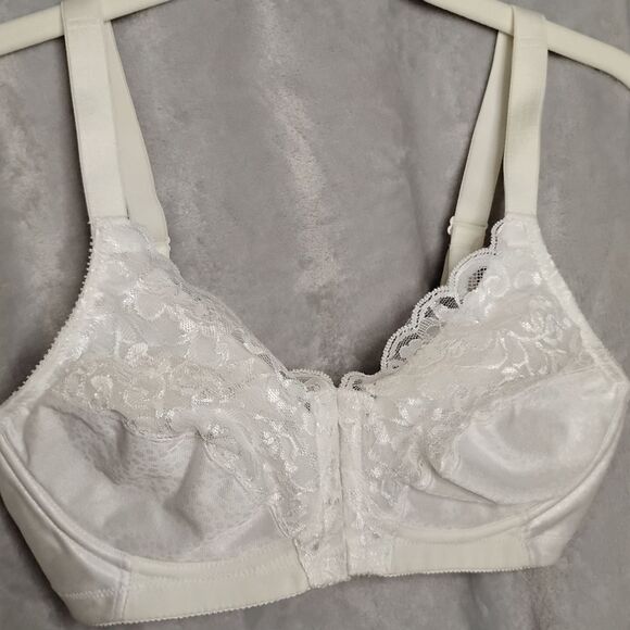 Mastectomy Bra One Of Many - Picture 1 of 3